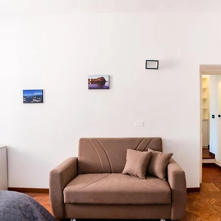 View With Private Parking Limonta