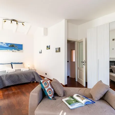 View With Private Parking Apartamento