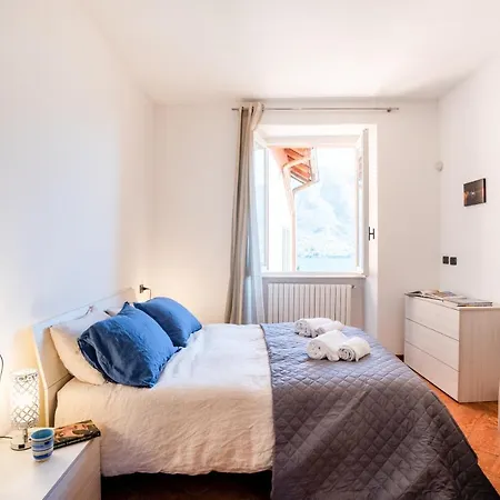View With Private Parking * Limonta